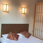 Center Sakura
