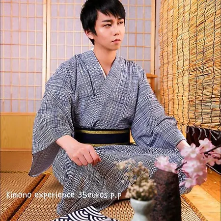 Japanskt värdshus (ryokan) Center Sakura *